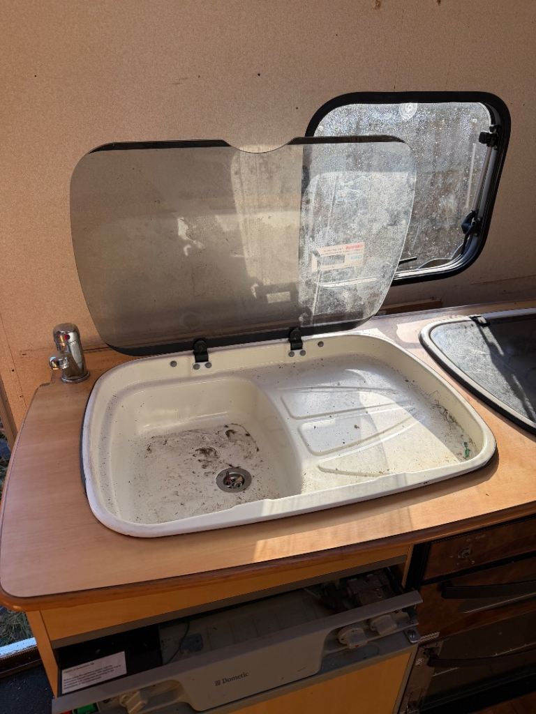 Caravan sink 