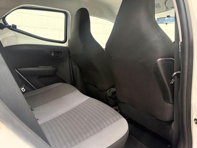 2019 Toyota AYGO 1.0 VVT-i x-play x-shift Euro 6 5dr HATCHBACK Petrol Automatic