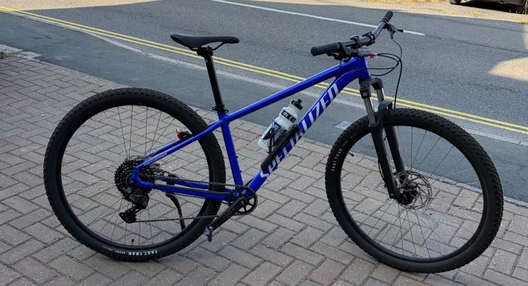 SPECIALIZED ROCKHOPPER 