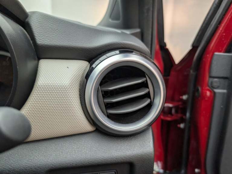 2017 Nissan Micra 0.9 IG-T N-Connecta Hatchback 5dr Petrol Manual Euro 6 (s/s) (90 ps) BLUETO HAT...