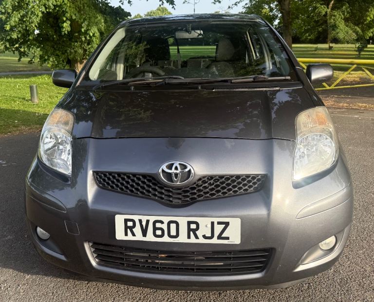 Toyota, YARIS, Hatchback, 2010, Semi-Auto, 1329 (cc), 5 doors