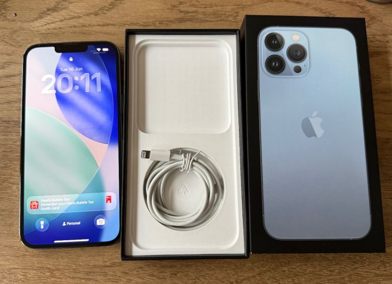 Sky Blue iPhone 13 Pro Max –256GB, Unlocked, Great Condition