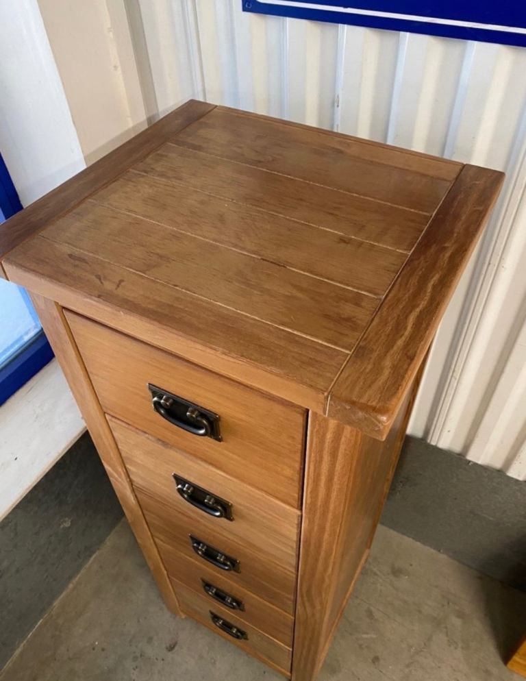 Solid Oak King Size Bed with Bedsides, Mirror and Tall Boy Chest of Drawers