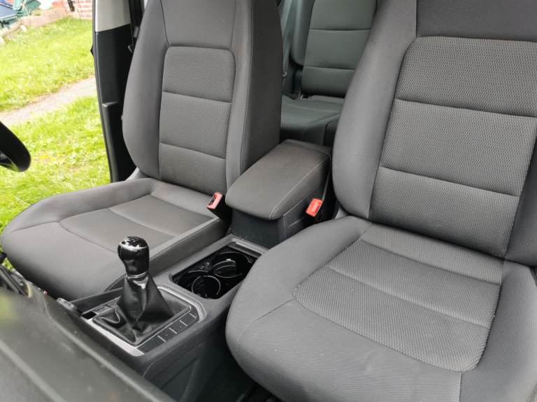 Volkswagen, GOLF SV, MPV, 2017, Manual, 1598 (cc), 5 doors