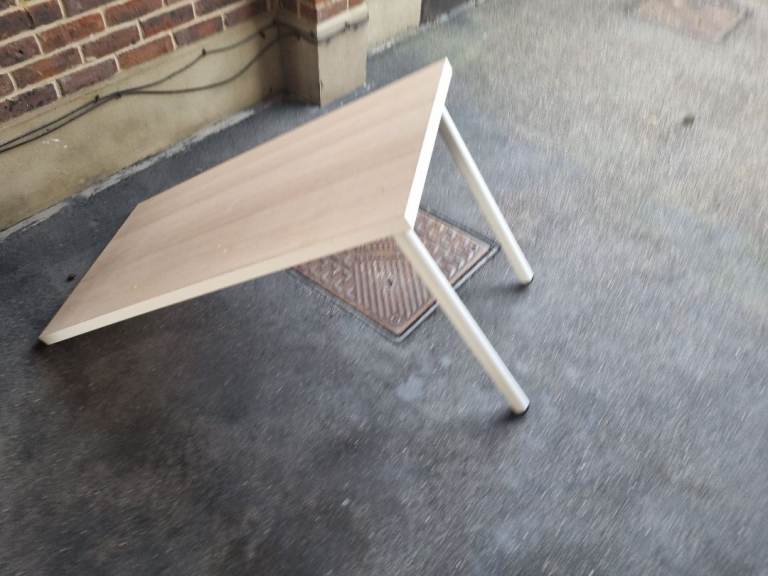 Ikea IKEA LINNMON / ADILS Table, 2 legs to use with Alex drawers