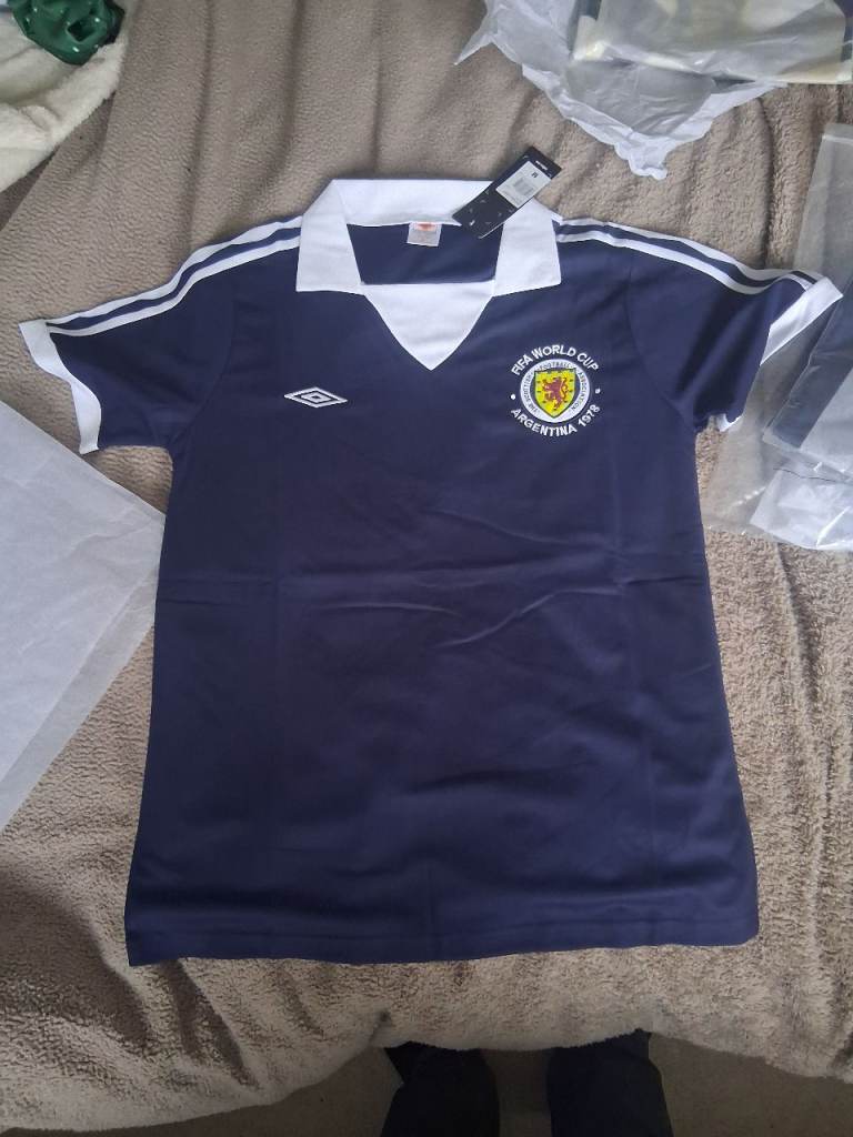 NEW MEDIUM SCOTLAND ARGENTINA 1978 / 78 WORLD CUP FINALS SHIRT 