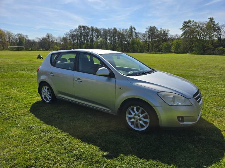 KIA CEED 1.6 LS YEARS MOT SAFE & EXTREMELY RELIABLE DRIVES VERY WELL HIGH SPEC CAR 