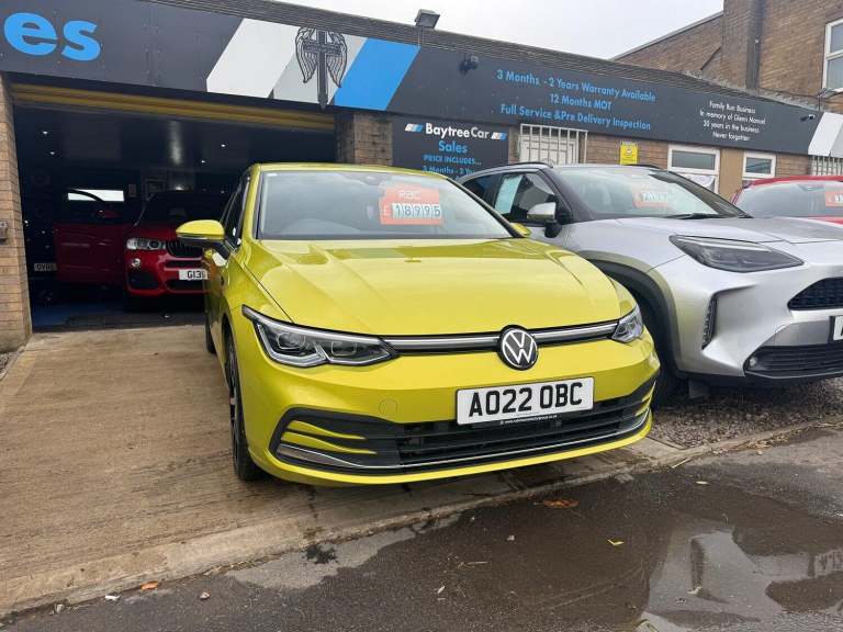 VOLKSWAGEN GOLF 1.5 eTSI MHEV Style Yellow Auto Petrol Hybrid 2022