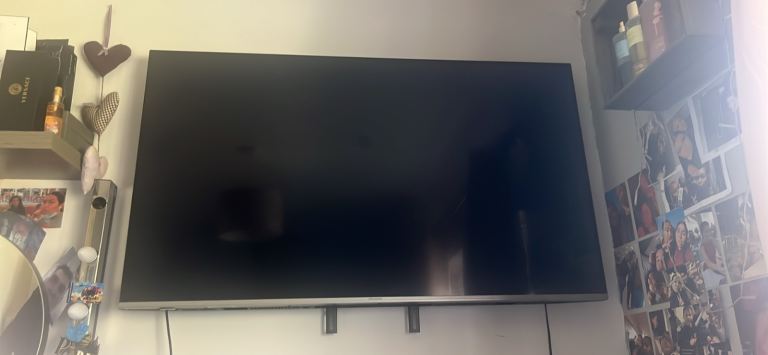HISENSE SMART TV 