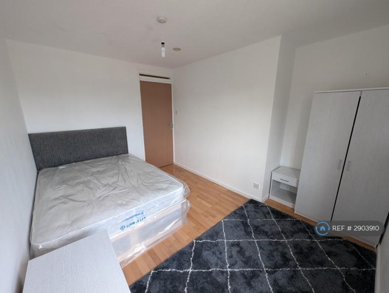 1 bedroom in Blackton Close, Newton Aycliffe, DL5 (#2903910)
