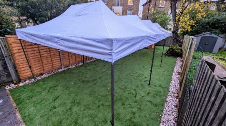 4.5m x 12m Gazebo (White / Black)