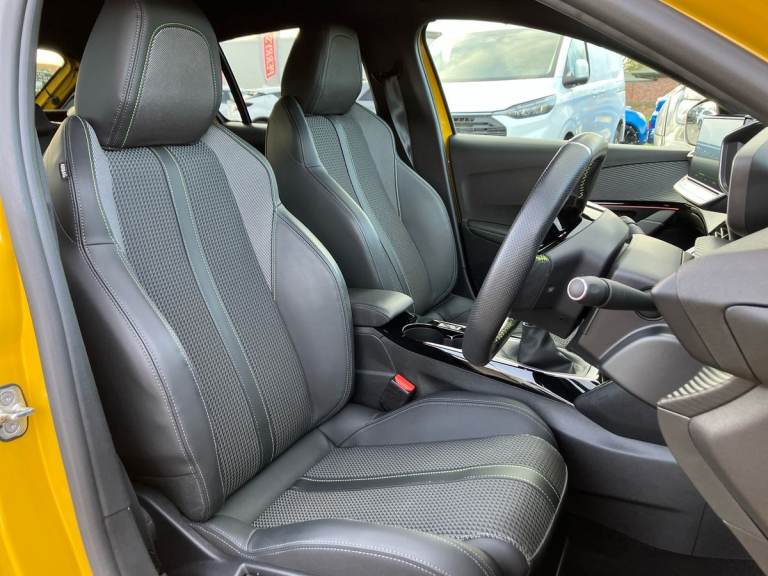 2023 Peugeot 208 1.2 PureTech 100 GT 5dr Hatchback PETROL Manual