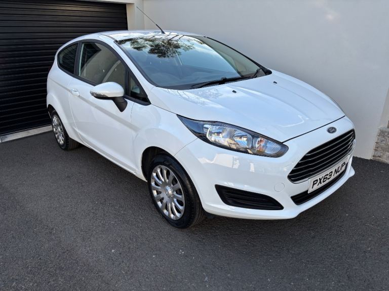 2013 Ford Fiesta 1.25 Style Full MOT April 27