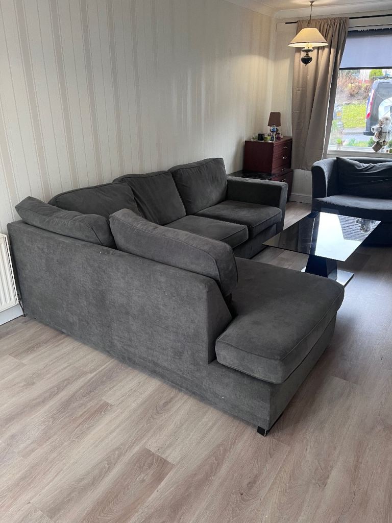 3 bedroom house in east Kilbride 