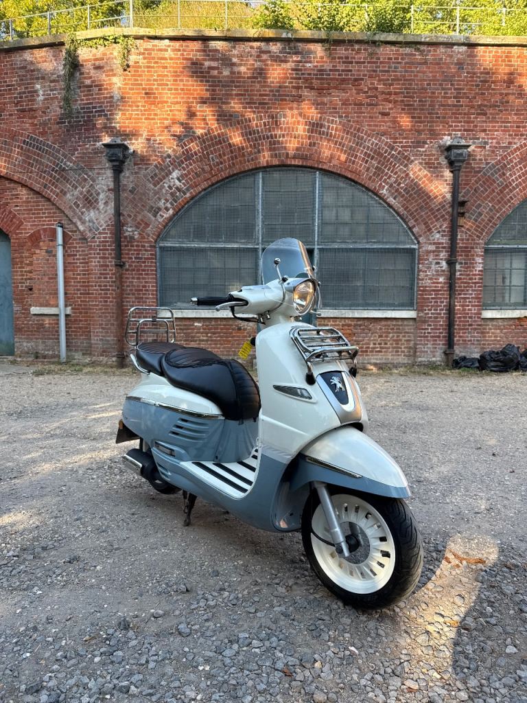 Peugeot, DJANGO, 2016, 49 (cc)