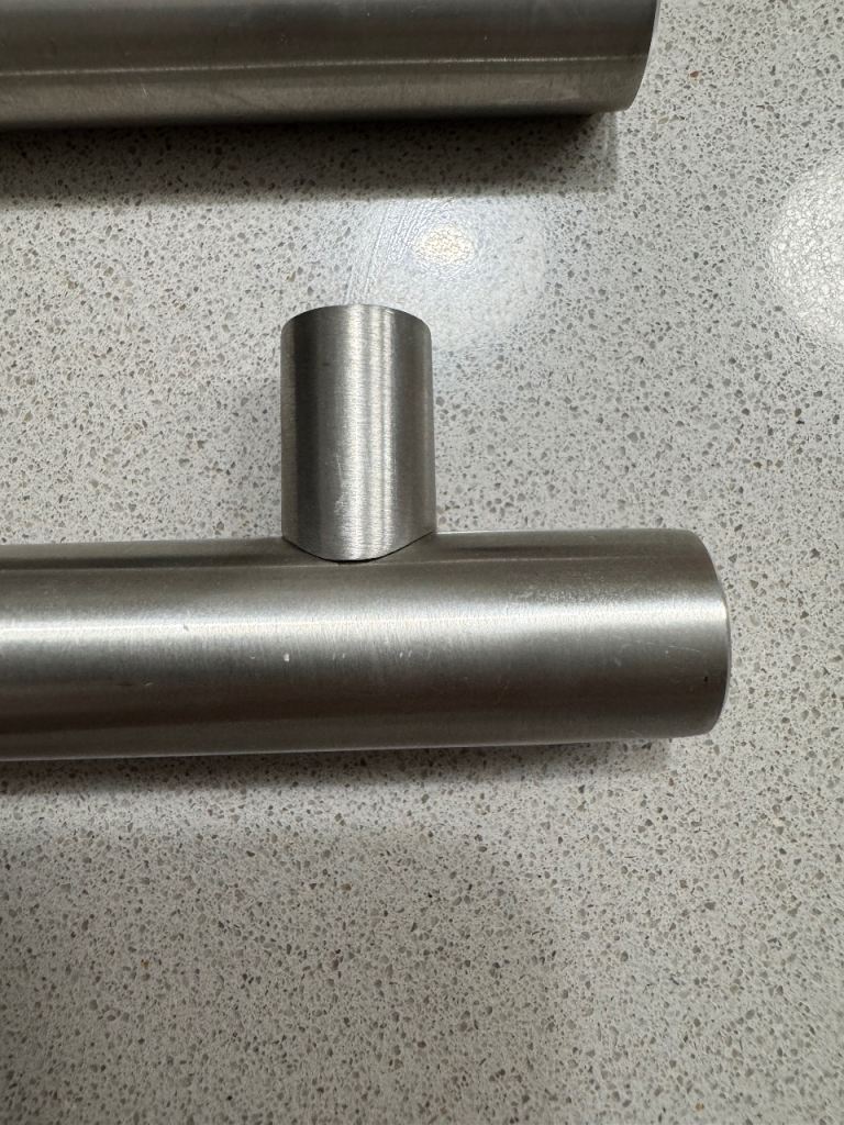 18 inch silver  metal handles 