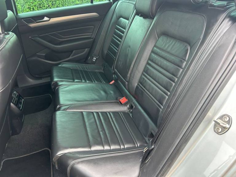 2020 20 VOLKSWAGEN PASSAT 2.0 TDI EVO R-LINE ESTATE 5DR DIESEL MANUAL EURO 6 (S/