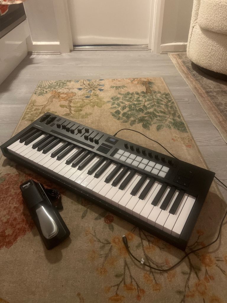 Novation FLkey 49 midi keyboard - Brand new 