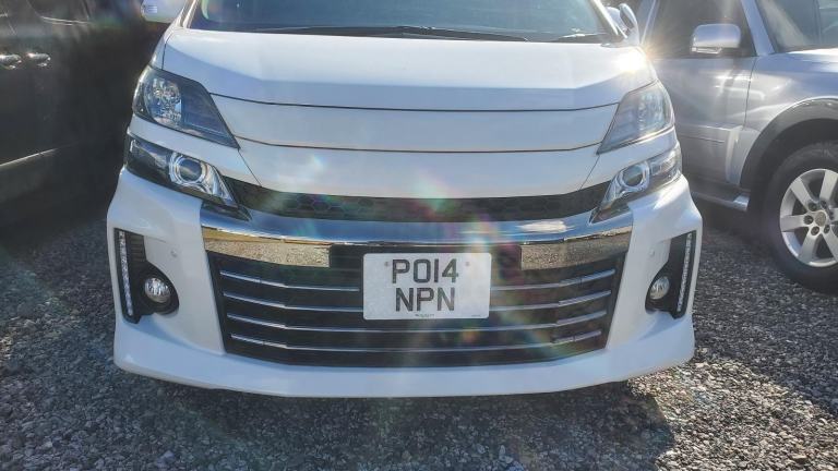 Toyota vellfire GS 2.4 auto japanese import 45k mile 4.5 grade 2014 