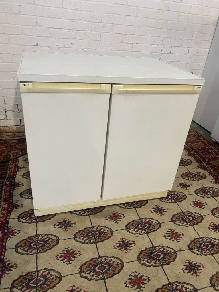 image for 🚚Beautiful UnderCounter Side By Side Fridge Freezer Together For Sale