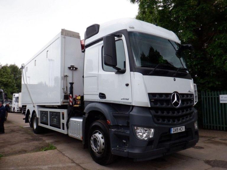 2019 MERCEDES AROCS 2532 6X2 TIPPER  CRANE