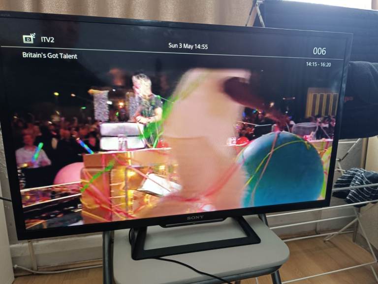 sony bravia tv 32 inch KDL-32R403C