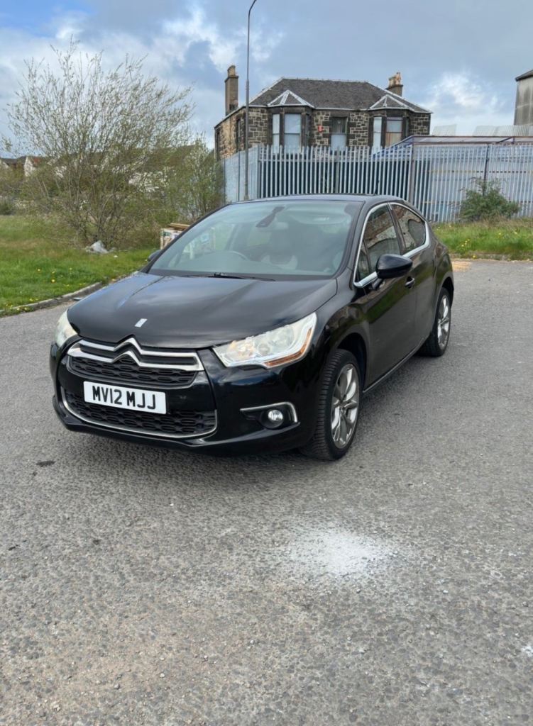 Citroen, DS4, Hatchback, 2012, Manual, 1560 (cc), 5 doors