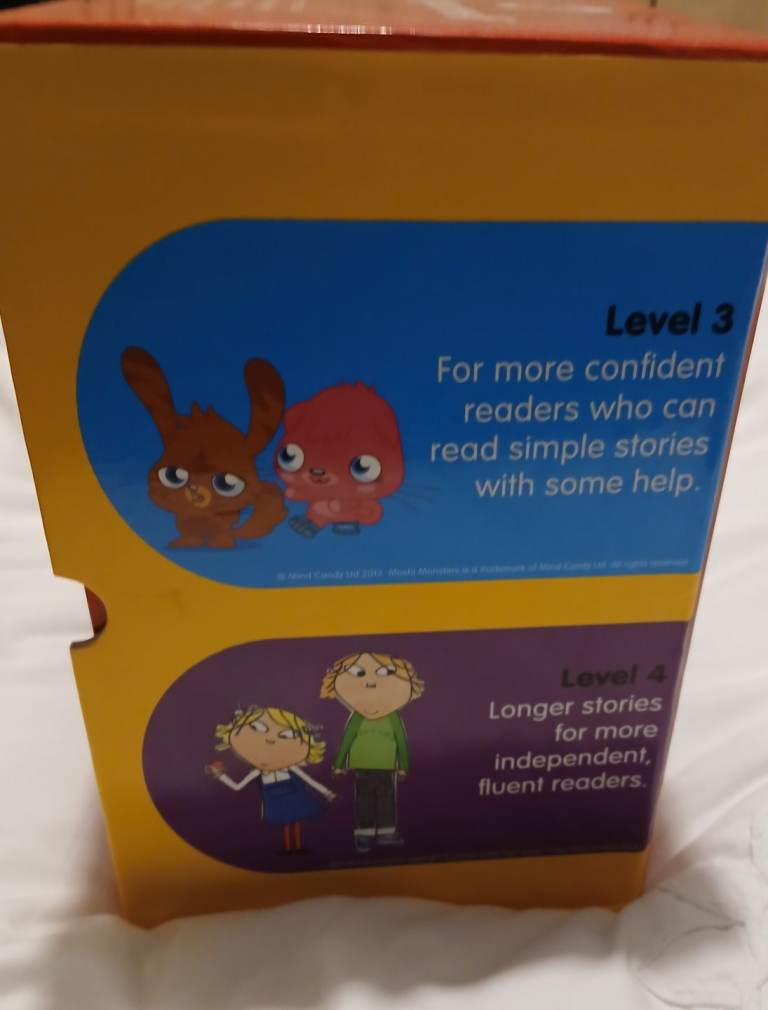 Read it Yourself with Ladybird Collection 50 Books Box Set Pack - Used, but excellent condition 