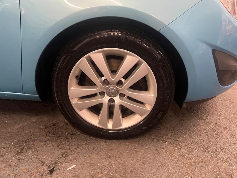 2011 Vauxhall Meriva 1.7 CDTi SE Auto Euro 5 5dr MPV Diesel Automatic