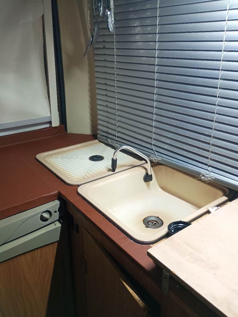 FIAT DUCATO CAMPER + TOW CAR