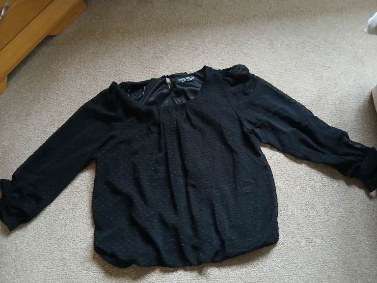 Ladies tops - Size 10 & 12