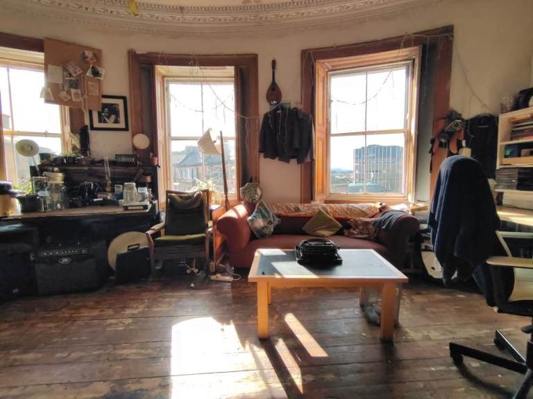 Double room - 10mins walk from the Royalmile