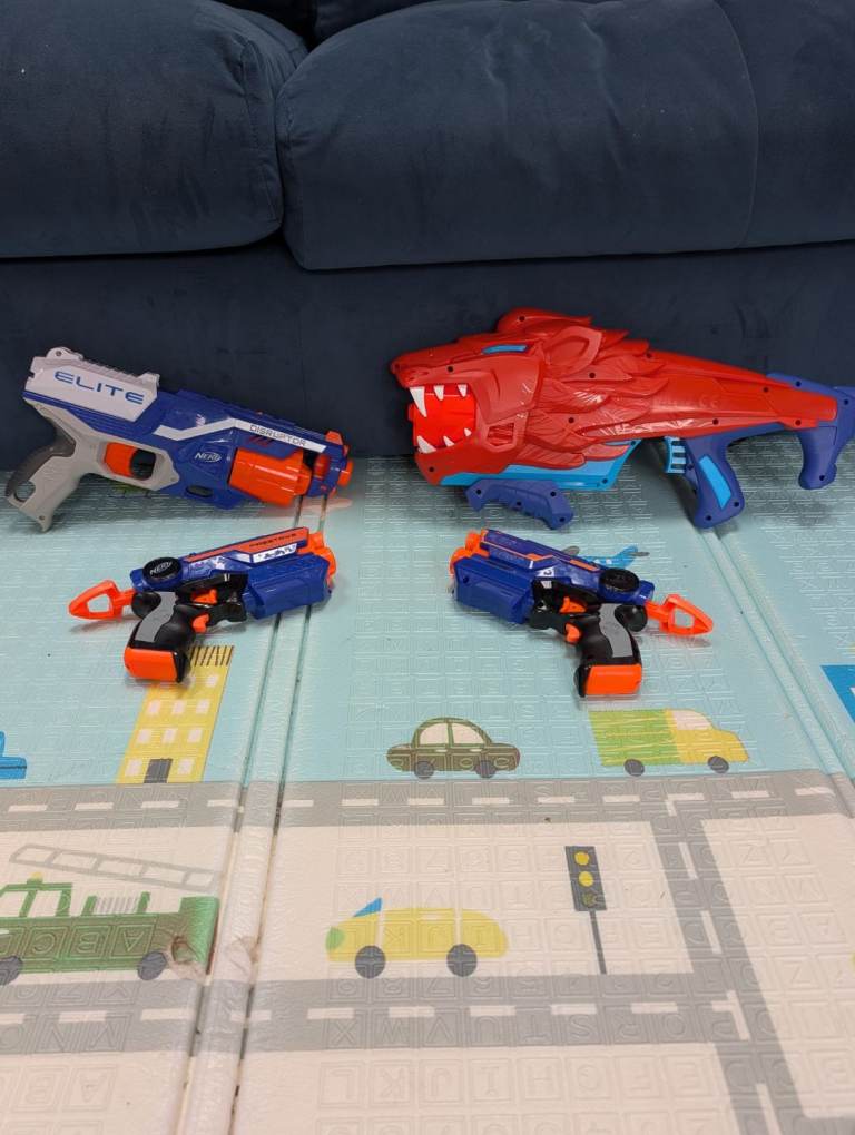 Bundle of 4 Nerf Guns - no bullets