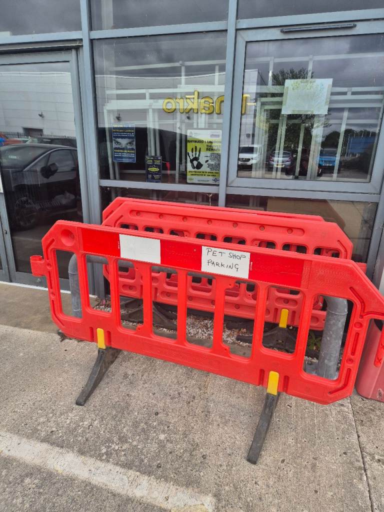 X3 security barriers. Safety, parking, etc