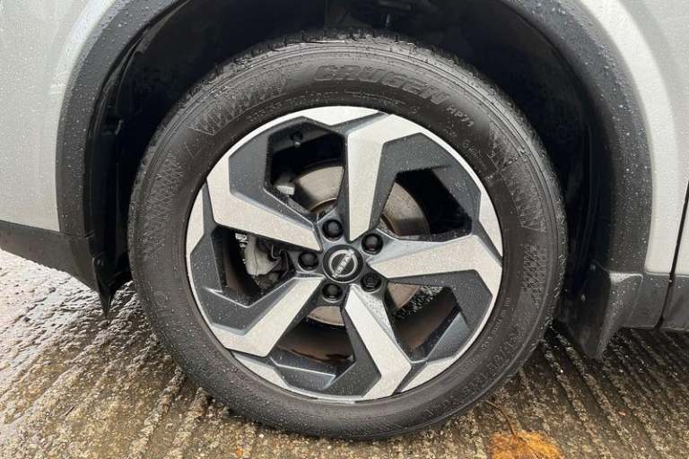 2023 Nissan Qashqai 1.3 DiG-T MH 158 N-Connecta 5dr Xtronic Semi-Auto Hatchback Petrol Manual