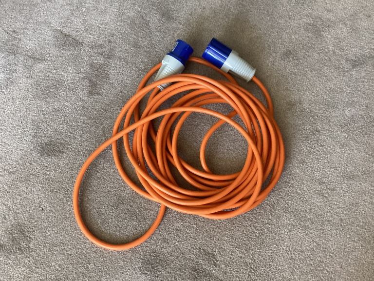 Campsite hook up Cable 10 m used once.