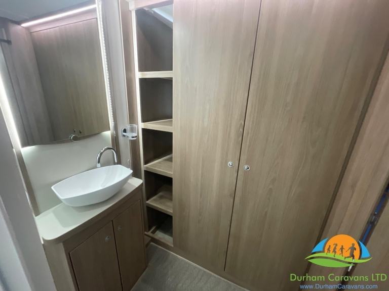 Compass Capiro 520 2021