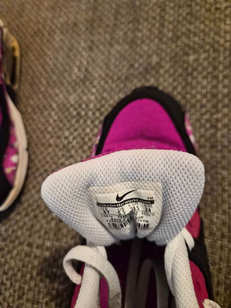 Nike Air Max 90 Trainers - Pink/Black/White