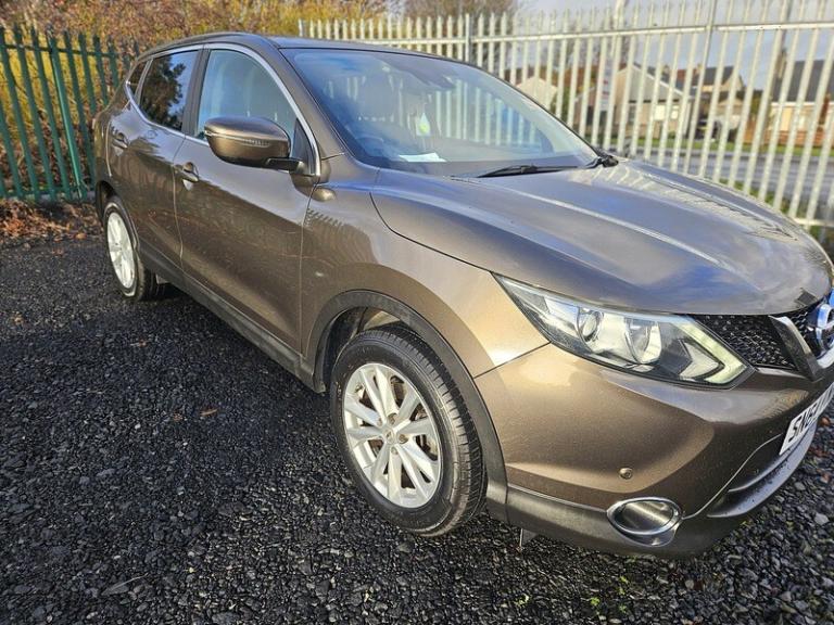 2014 Nissan Qashqai 1.5 dCi Acenta Premium SUV 5dr Diesel Manual 2WD Euro 5 (s/s) (110 ps) SUV Di...