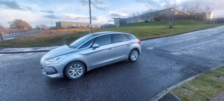 Citroen, DS5, Hatchback, 2015, Semi-Auto, 1560 (cc), 5 doors