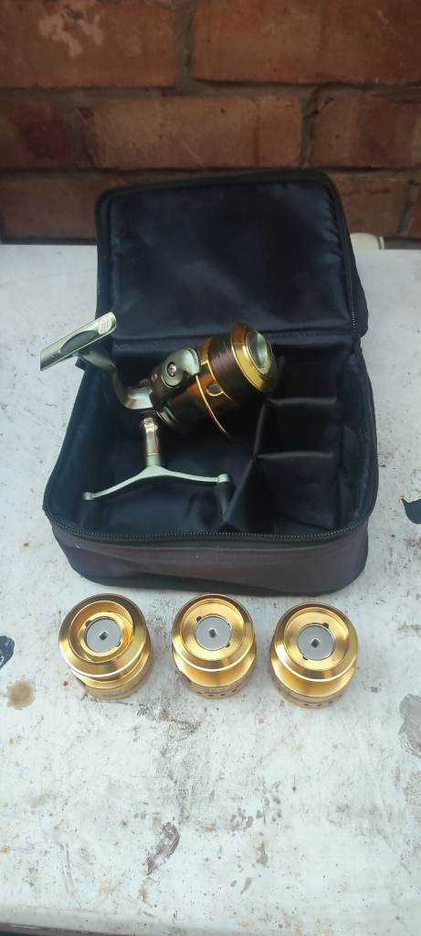 mach 3 3500 fishing reel + avanti agenta 10ft feeder rod