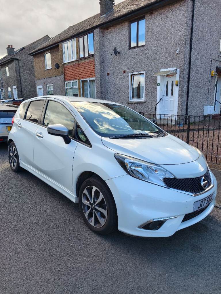 Nissan Note family car