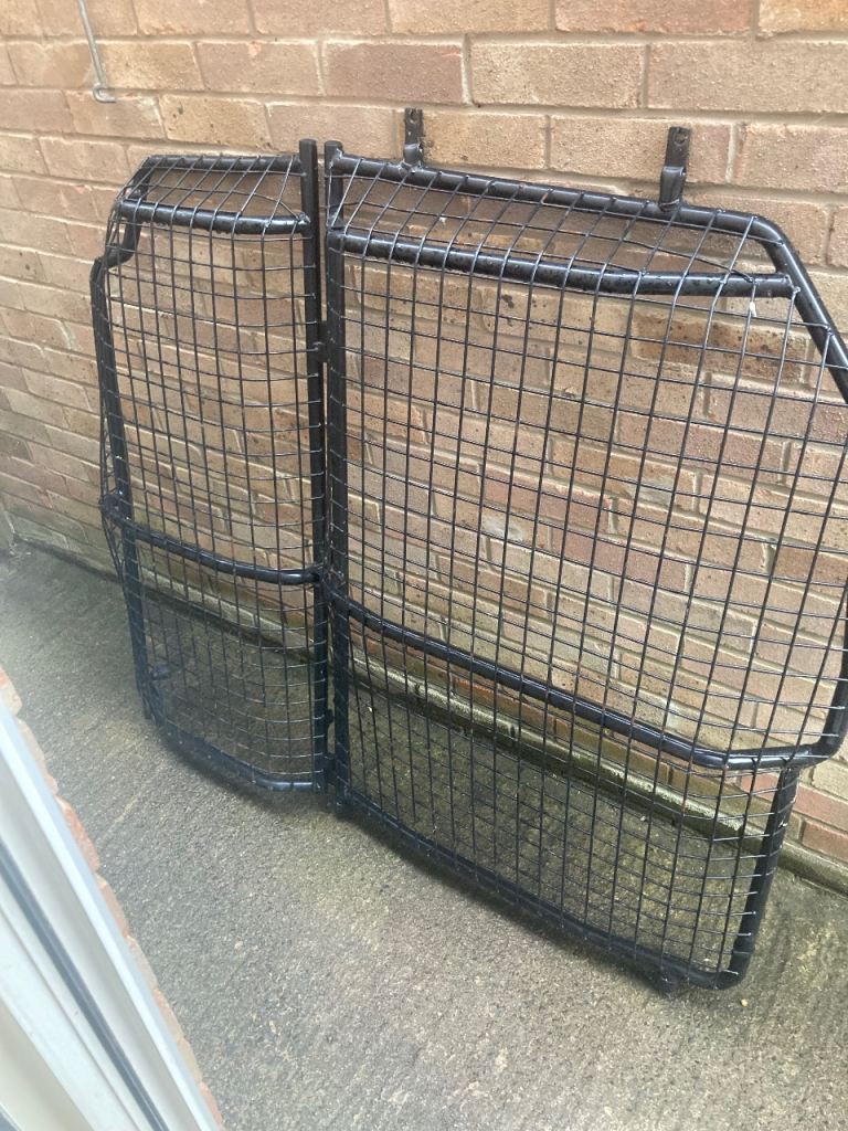 Connect bulkhead cage