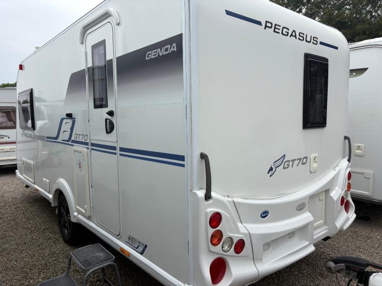 BAILEY PEGASUS GT70 GENOA - 2 BERTH CARAVAN WITH END WASHROOM AND MOTORMOVER