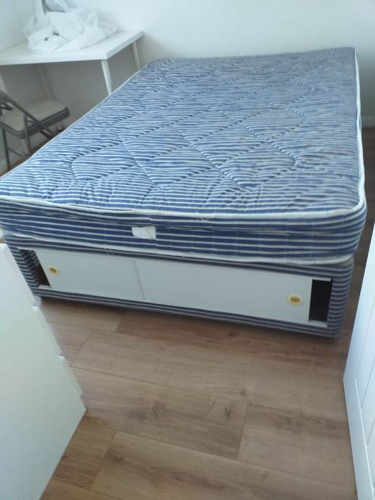 Double bed