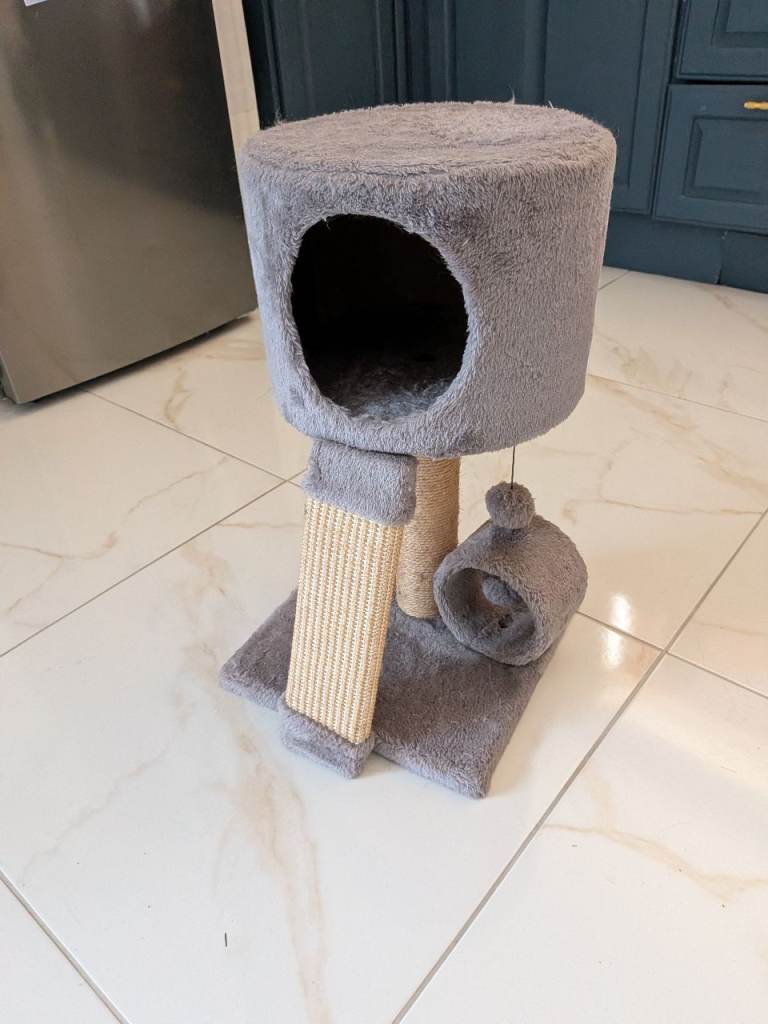 Cat Tree - Free