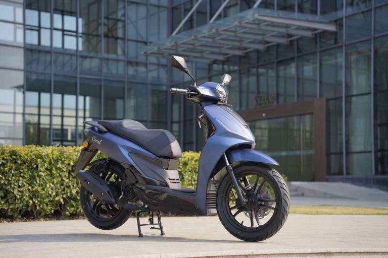 NEW MGB CORAL 125cc Automatic Scooter Learner Legal City Commuter Excellent M...