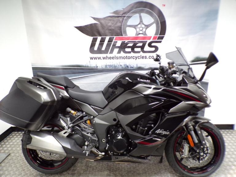 2025 KAWASAKI NINJA 1100SX SE TOURING KIT FITTED