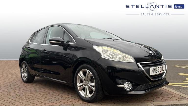 2013 Peugeot 208 1.6 VTi Allure Hatchback 5dr Petrol Auto Euro 5 (120 ps) Hatchback Petrol Automatic