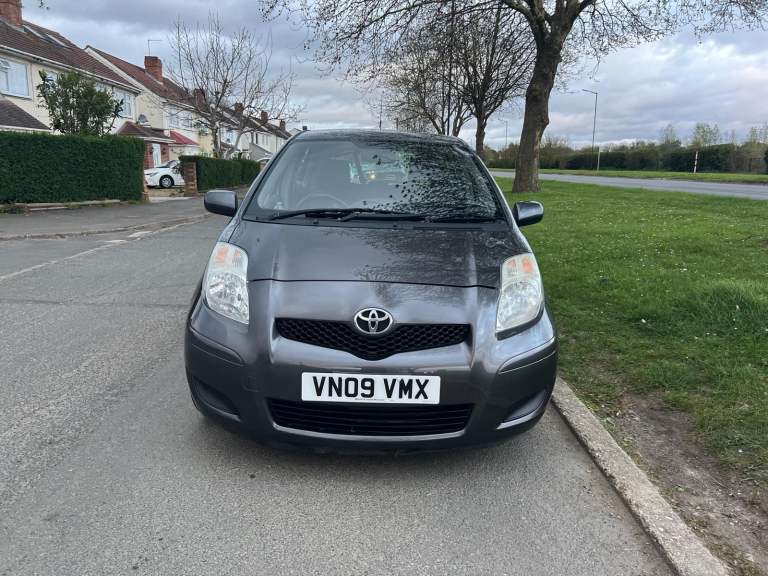 Yaris Full service history, start stop, one previous owner only